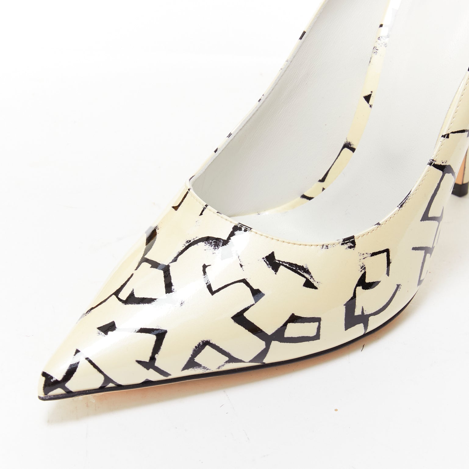 Jimmy Choo Poggy - Detail 2