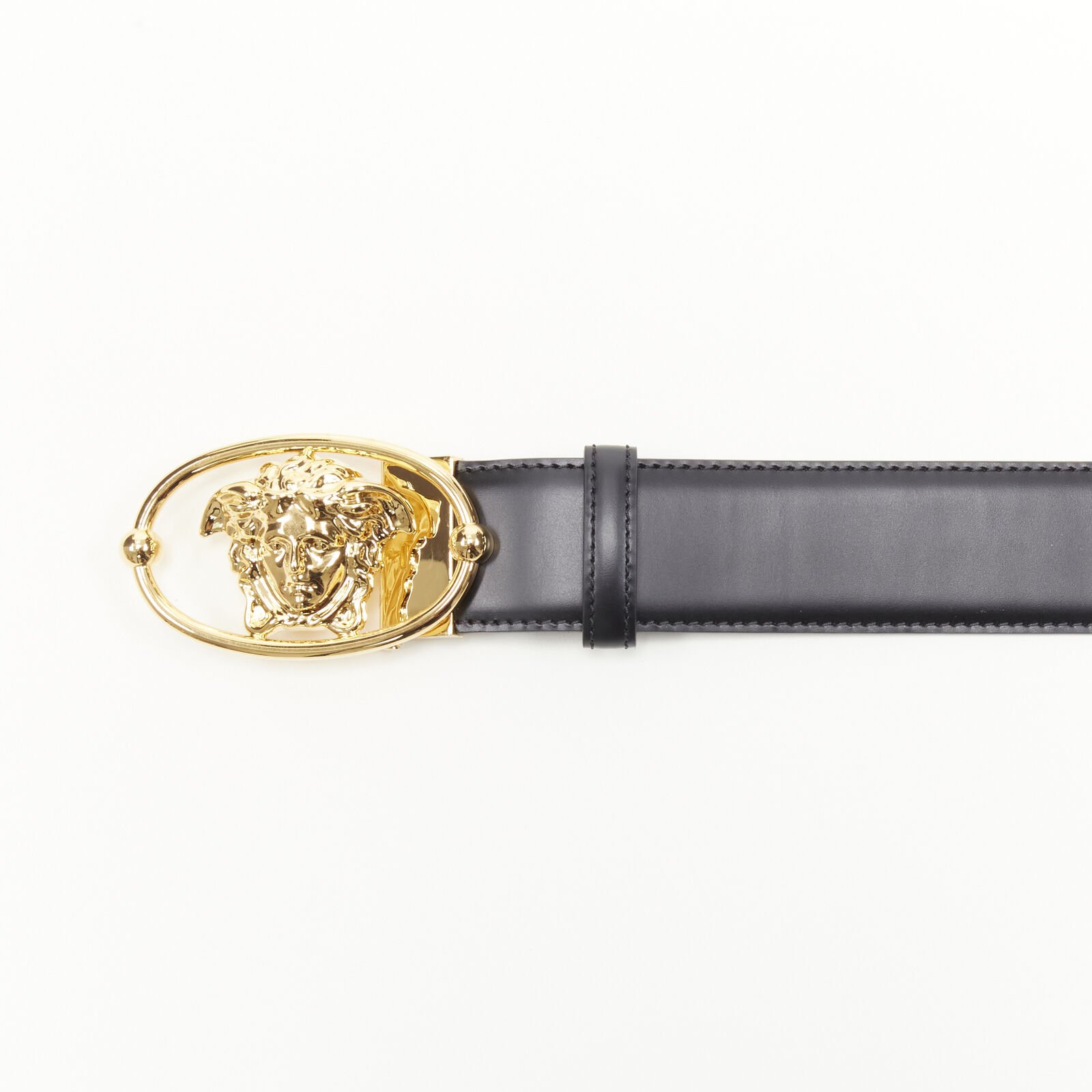 Versace Medusa Insignia gold belt - Side view