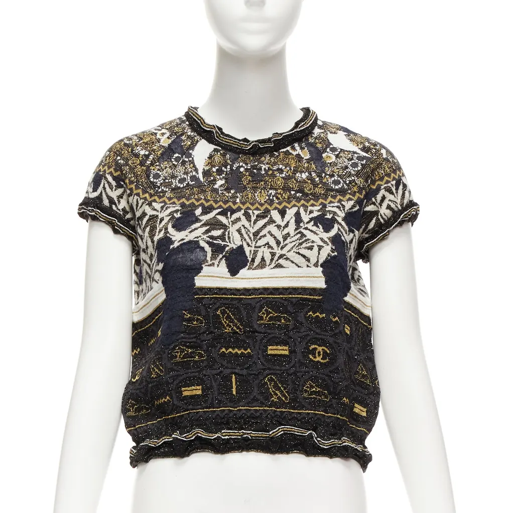 Chanel Egyptian CC Sweater Black Cotton Never worn - Front View