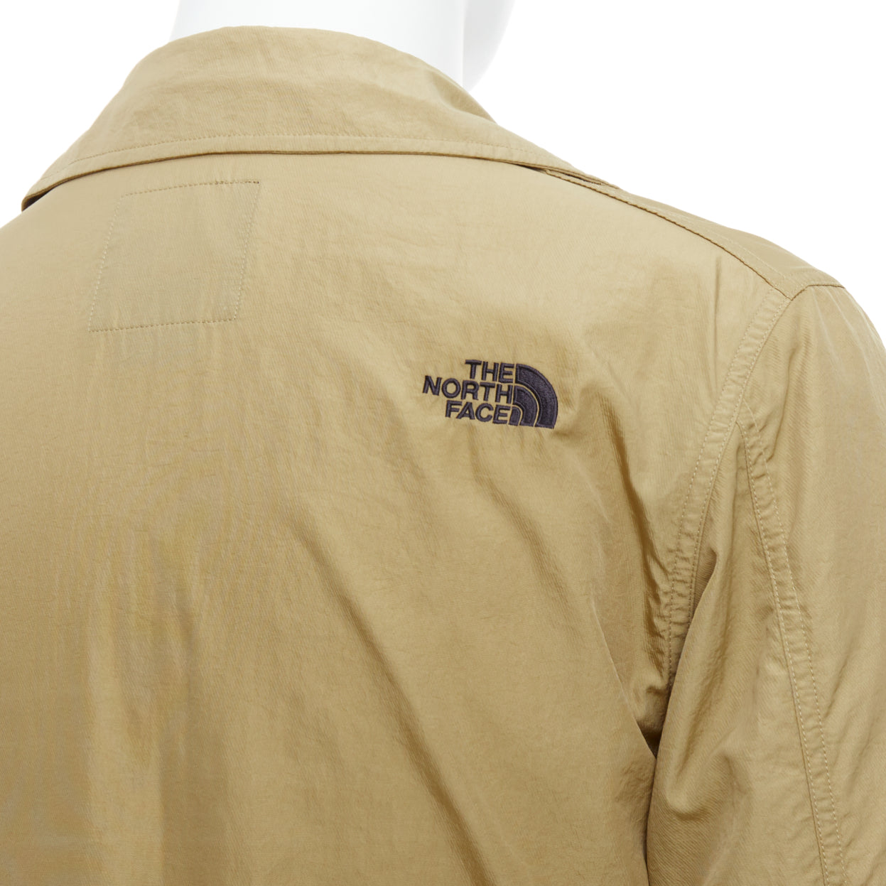 The North Face Blue Trim Windbreaker - Image 10