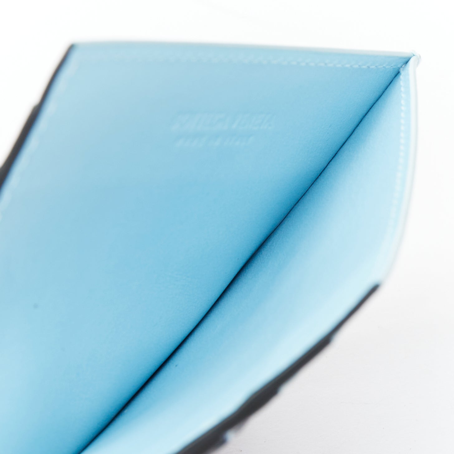 Bottega Veneta Blue Card Wallet - Detail 1