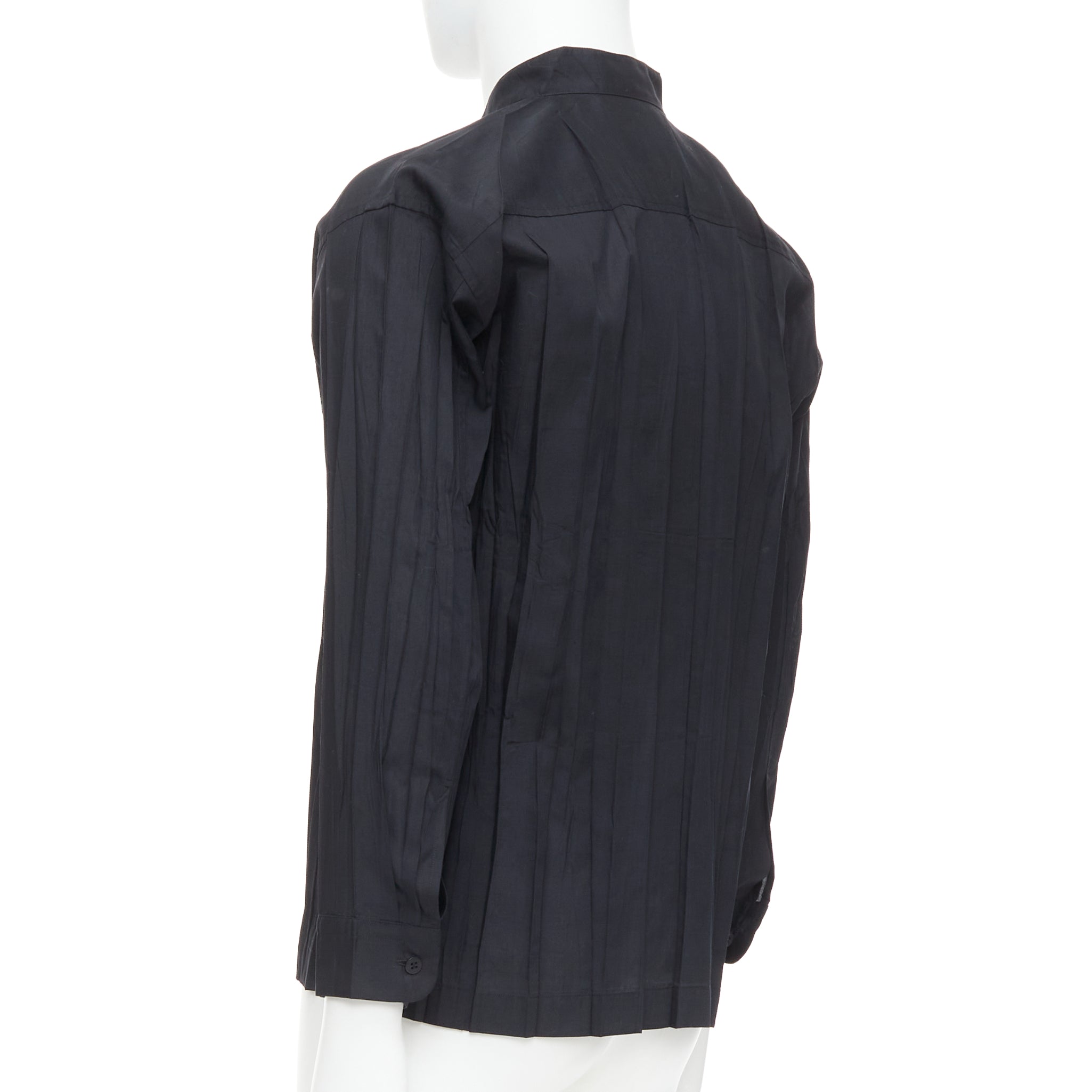 Issey Miyake Pleated Button Shirt - Detail 1
