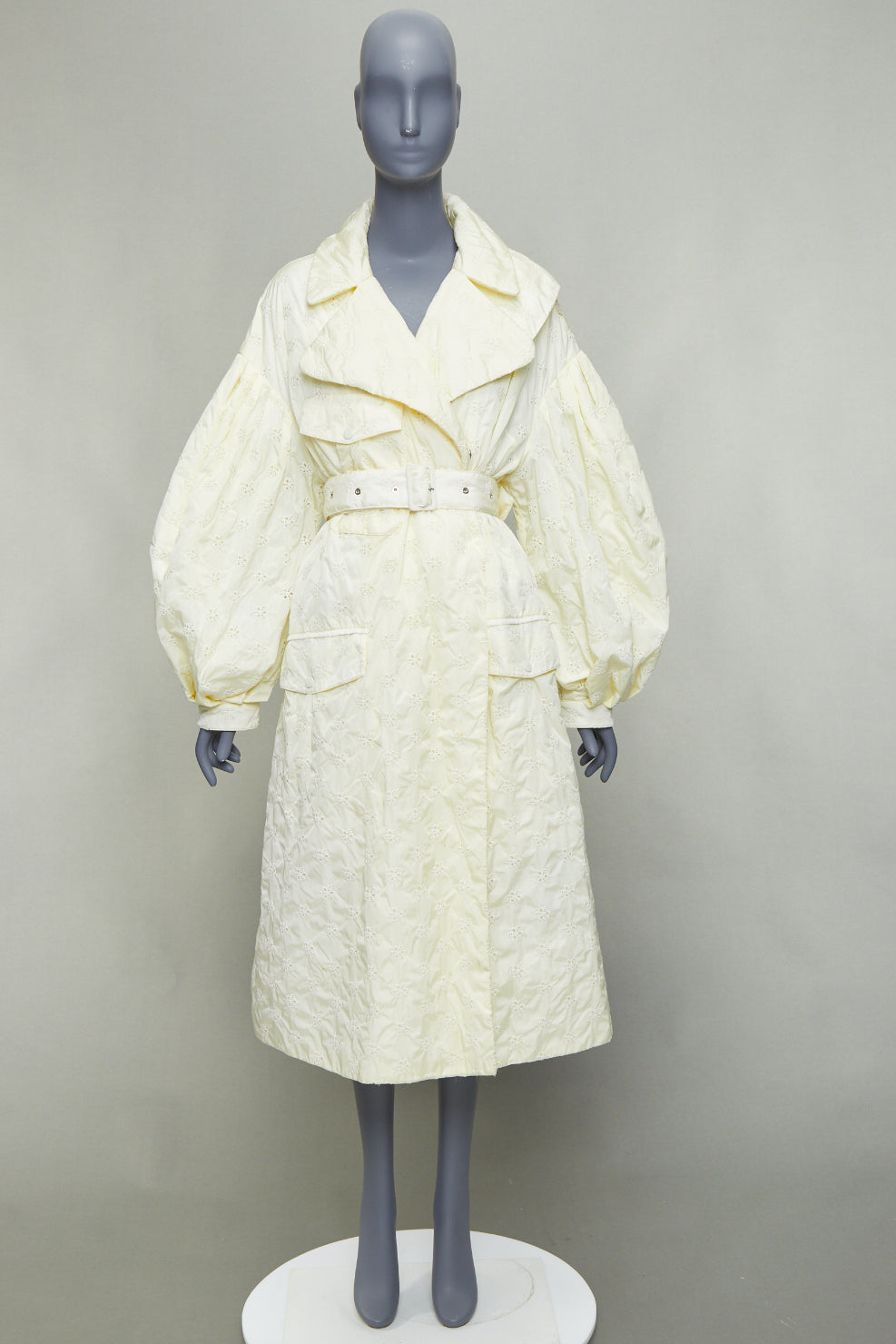 Moncler Cream Goose Down Coat - Image 12