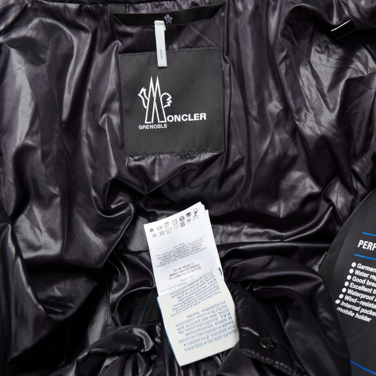 Moncler Beverley Giubbotto - Image 11