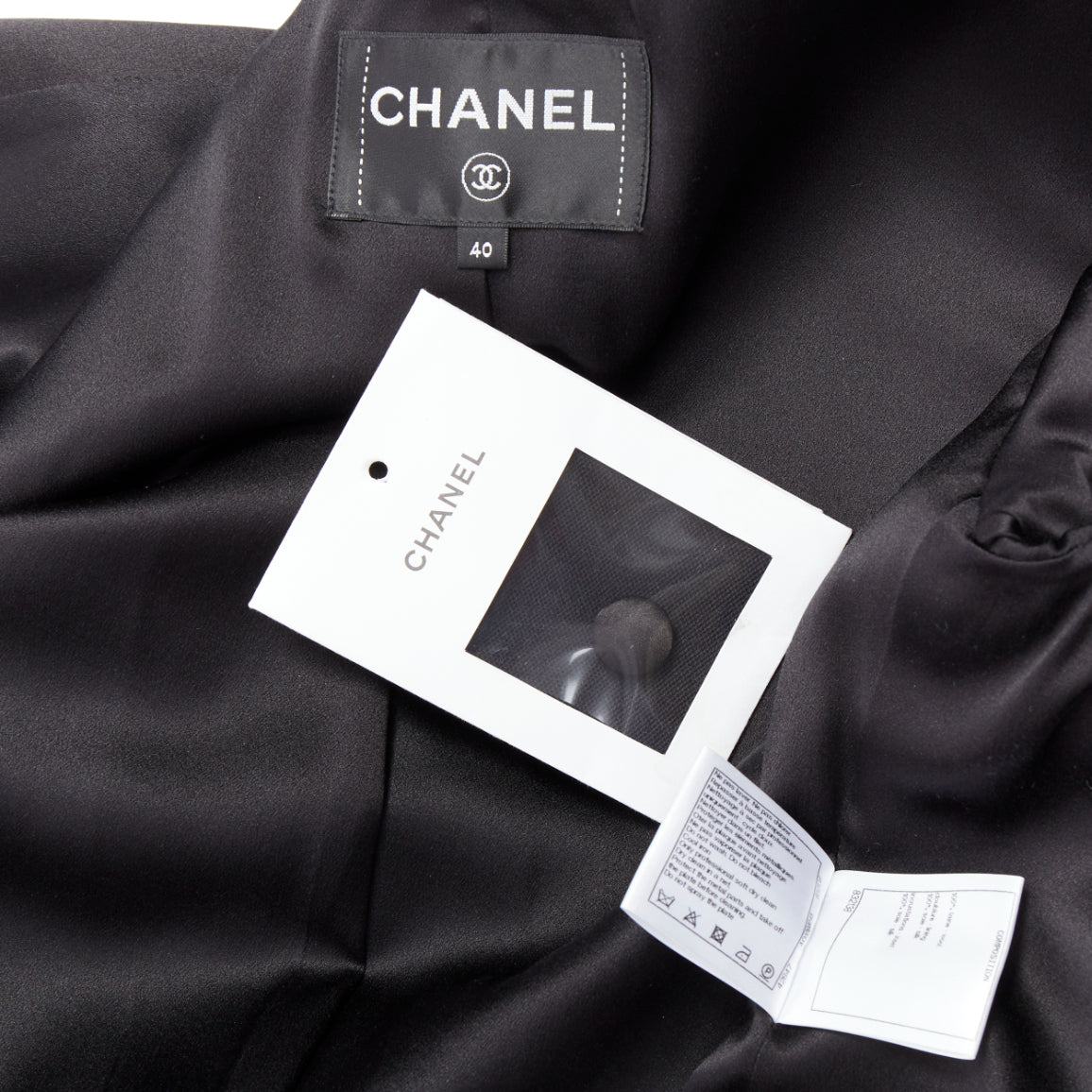 Chanel Wool Tuxedo Blazer - Image 10