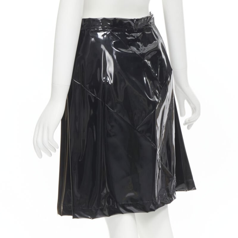 Comme Des Garcons Vinyl A-line Skirt - Detail 1