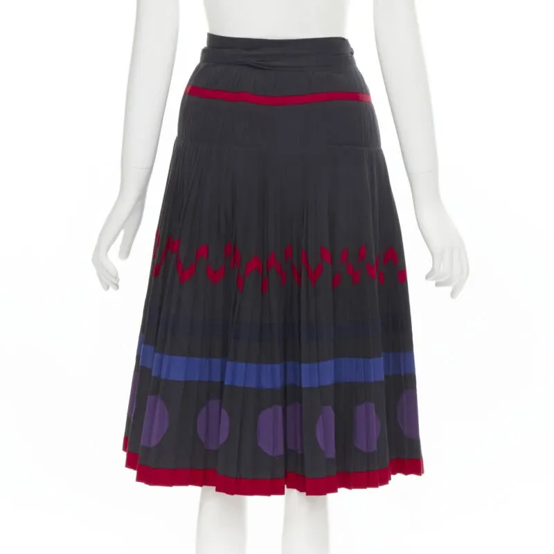 Comme Des Garcons Geometric Wrap Skirt Black Cotton Never worn - Model View