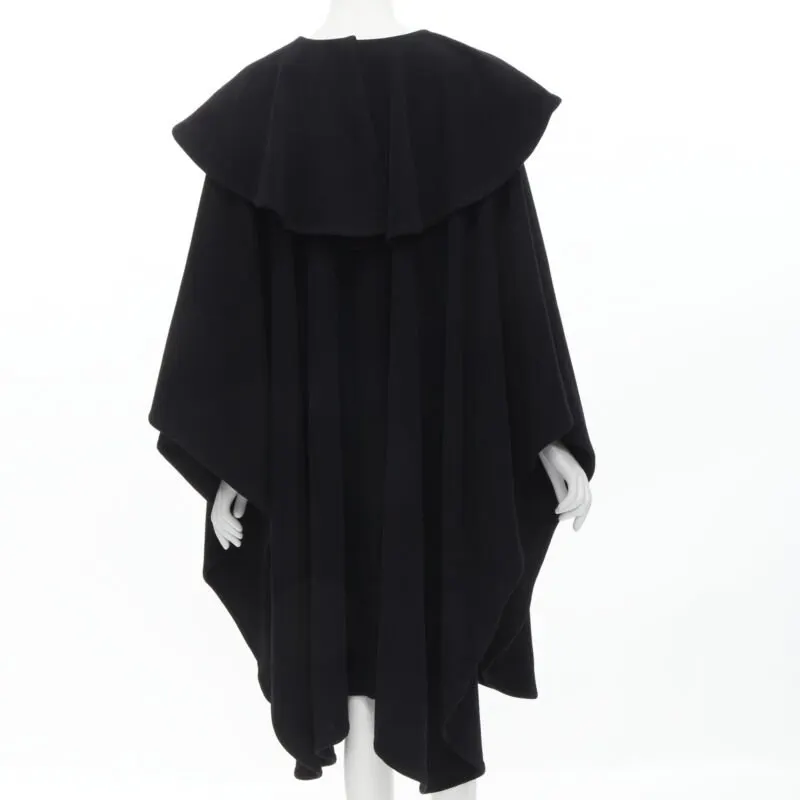 Comme Des Garcons Black Wool Poncho Cape Black Wool Never worn - Box View