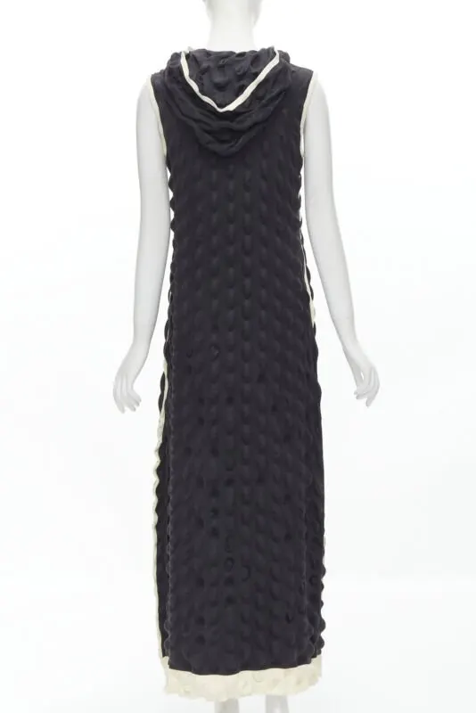 Issey Miyake Egg Carton Dress Black Polyester Very good - Box View