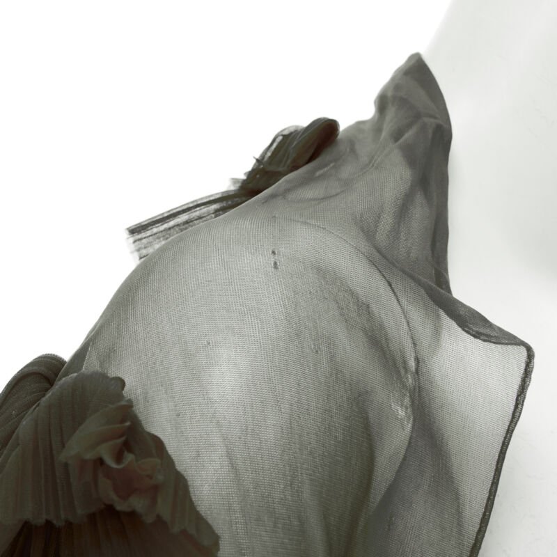 Comme Des Garcons Pleated Shrug Gloves - Image 10