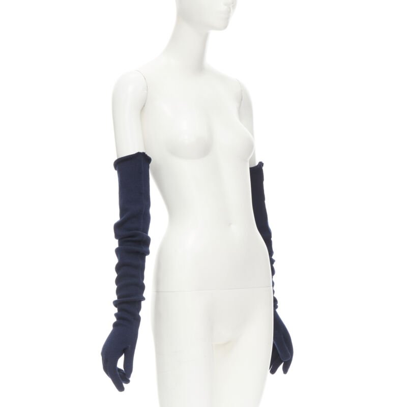 Comme Des Garcons Shearling Fur Gloves - Image 6