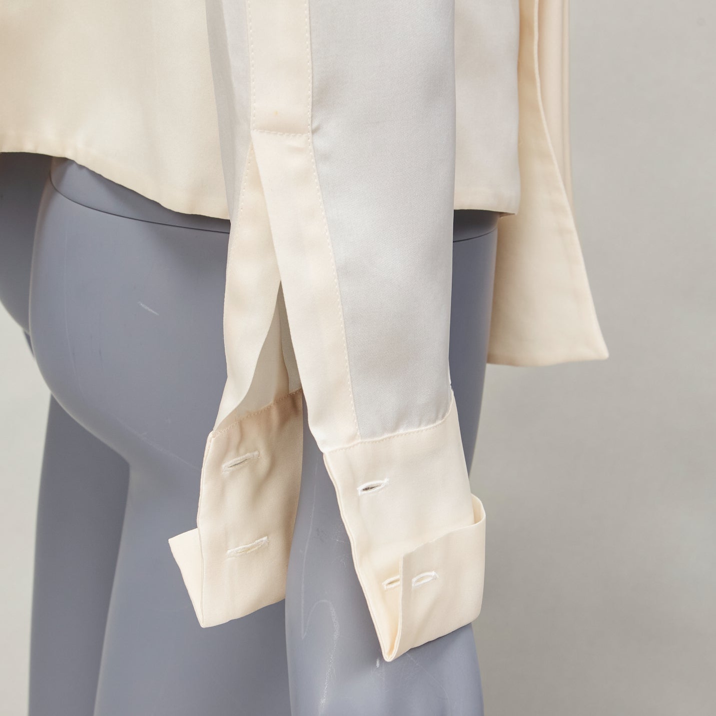 Gianfranco Ferre Bow Detail Jacket - Image 11