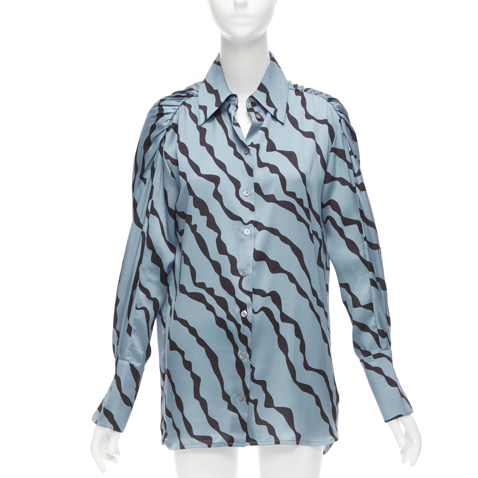 Victoria, Victoria Beckham Stripe Shoulder Shirt