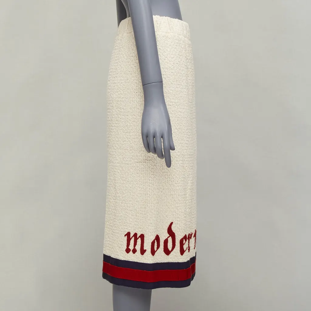 Gucci Boucle Trim Skirt Beige Cotton Never worn - Model View
