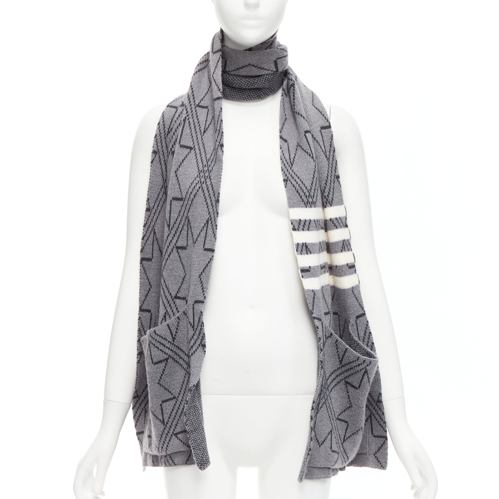 Thom Browne Graphic Star Scarf