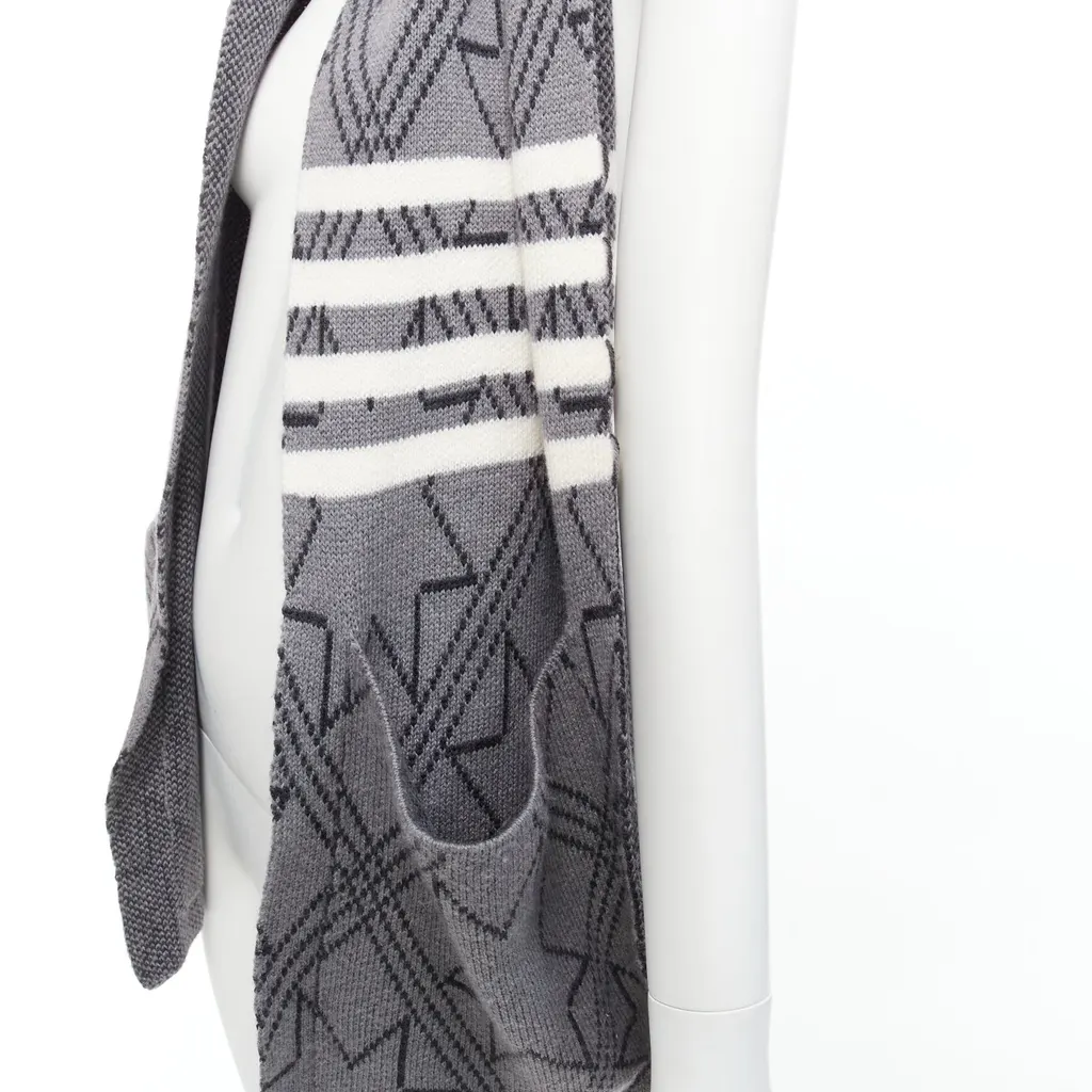 Thom Browne Graphic Star Scarf Grey Very good - Back View
