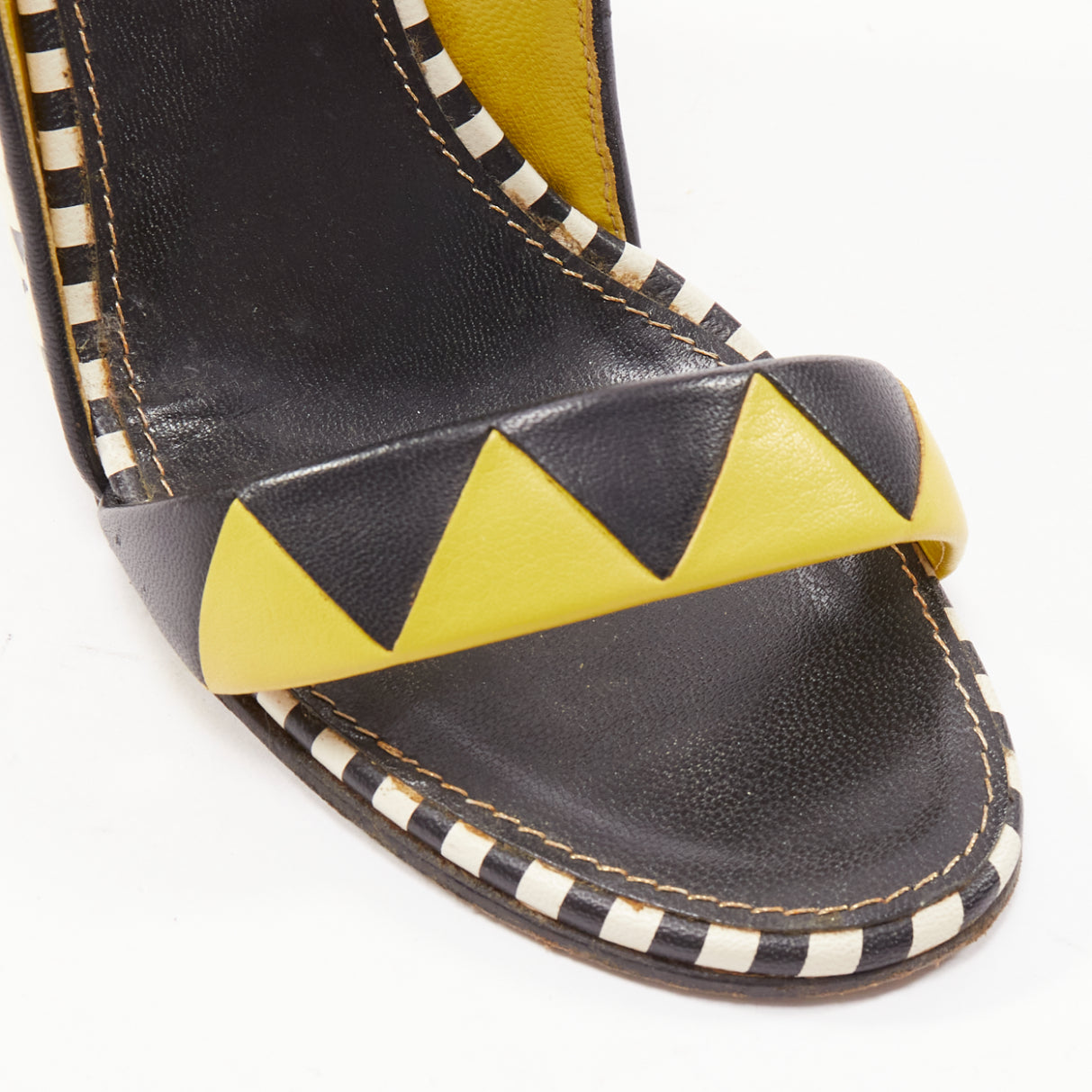 Sergio Rossi Cap Heel Wedges - Detail 2