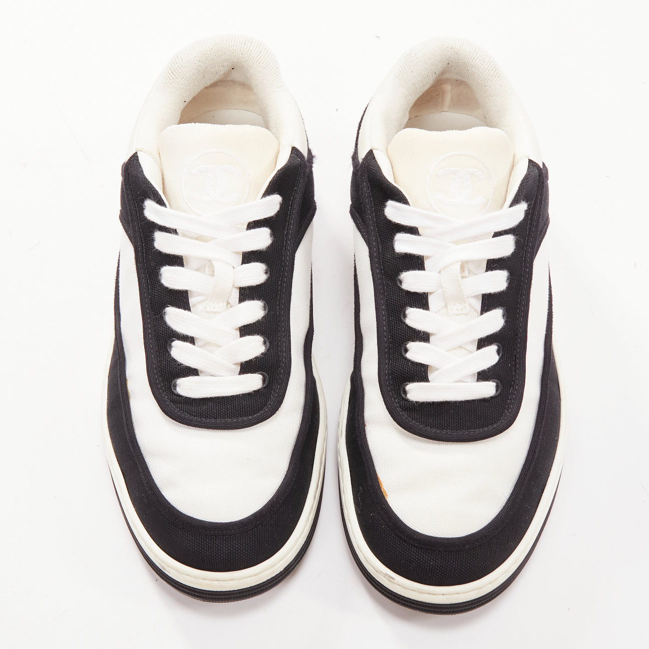 Chanel CC Logo Sneakers - Image 6