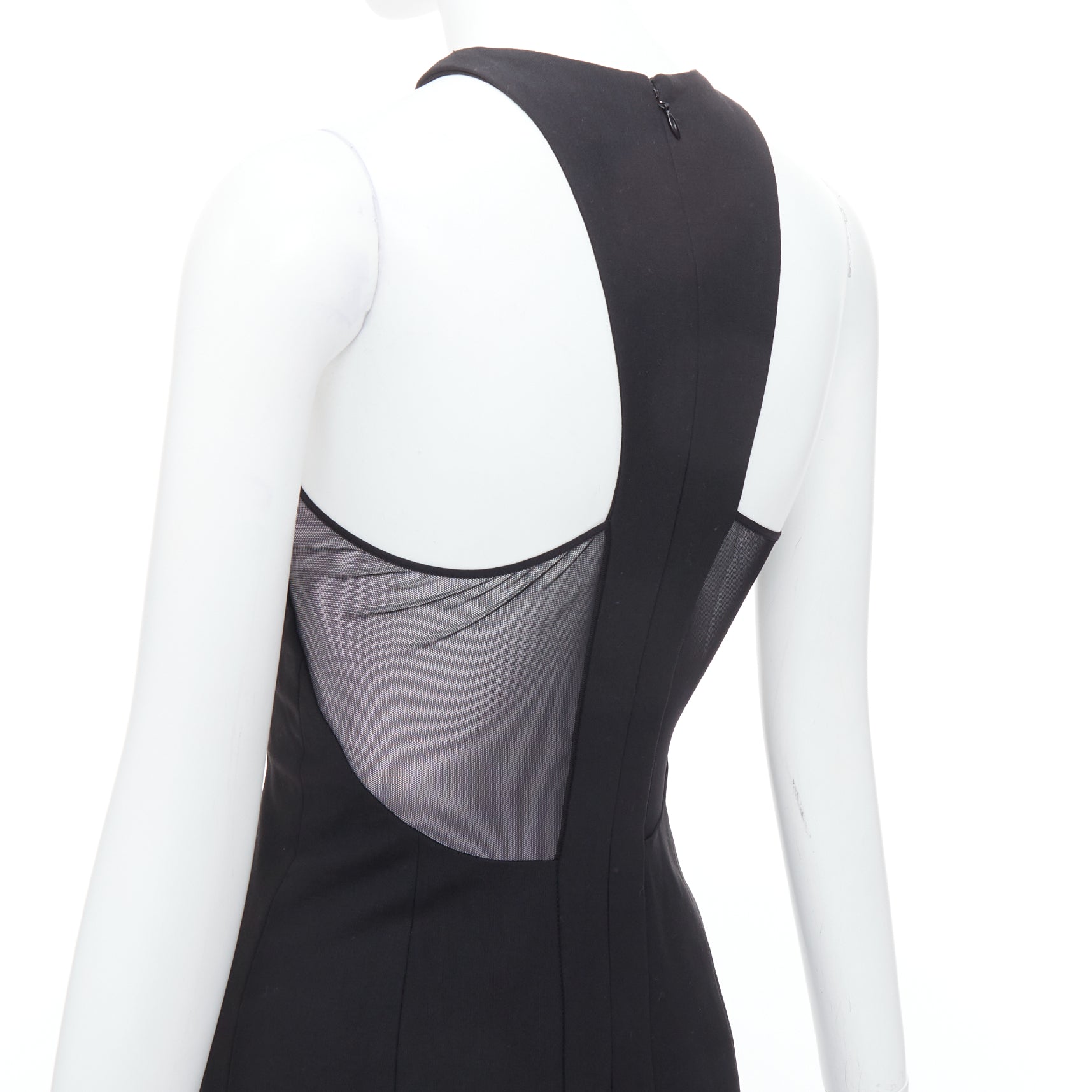 Elizabeth And James Parker - Detail 1