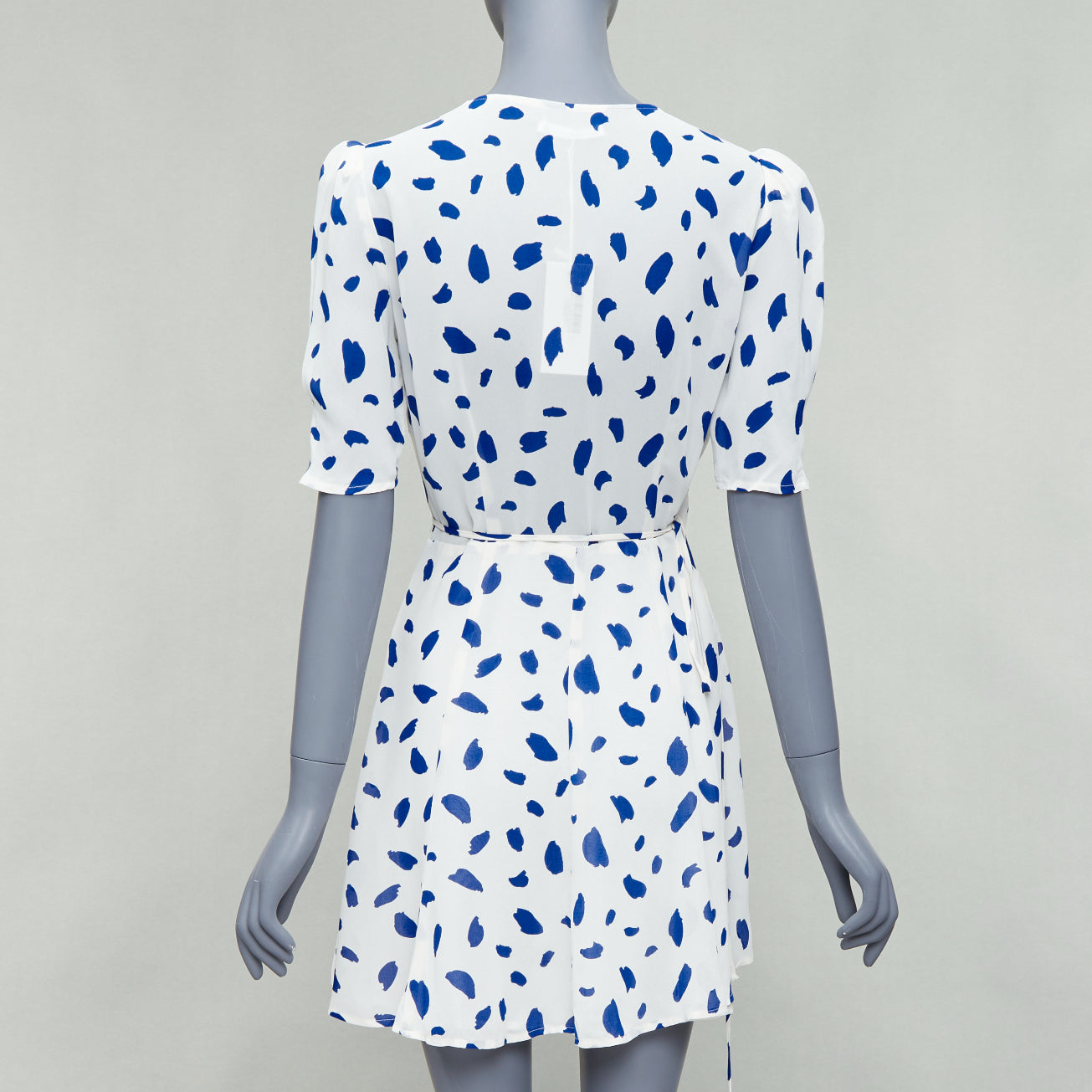 Reformation Lucky - Side view