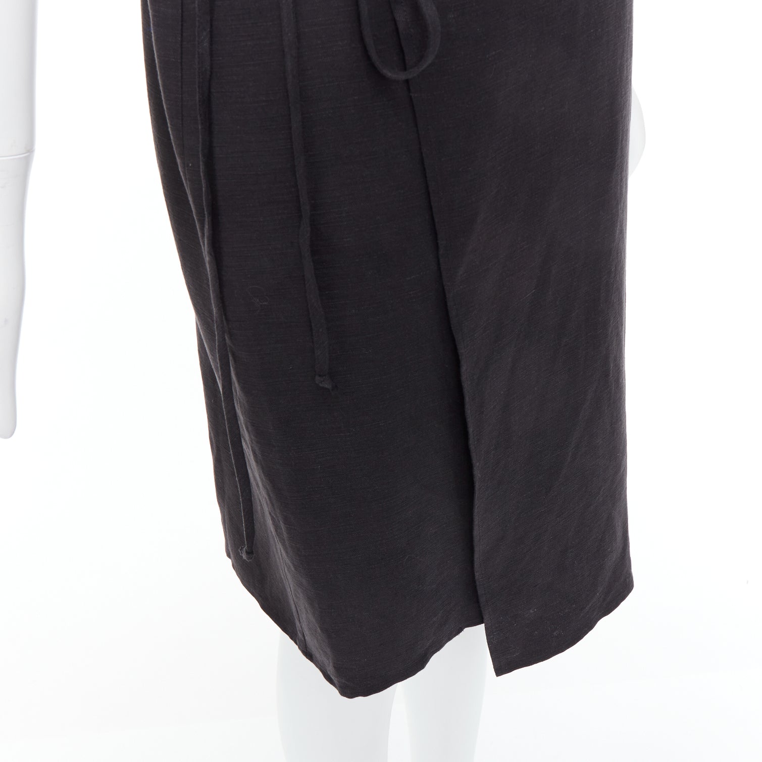 Reformation Crus - Detail 2