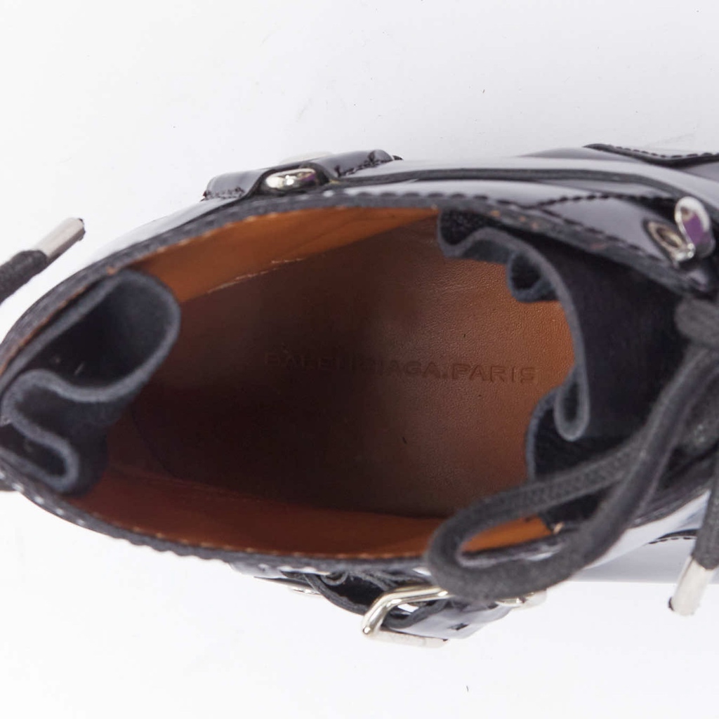 Balenciaga Scalloped Gold Heel Boots - Image 11