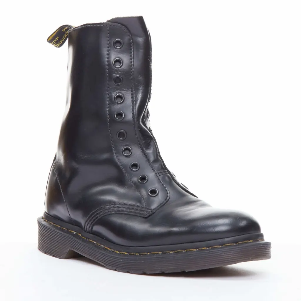Vetements Laceless Combat Boots Black Leather Fair - Front View