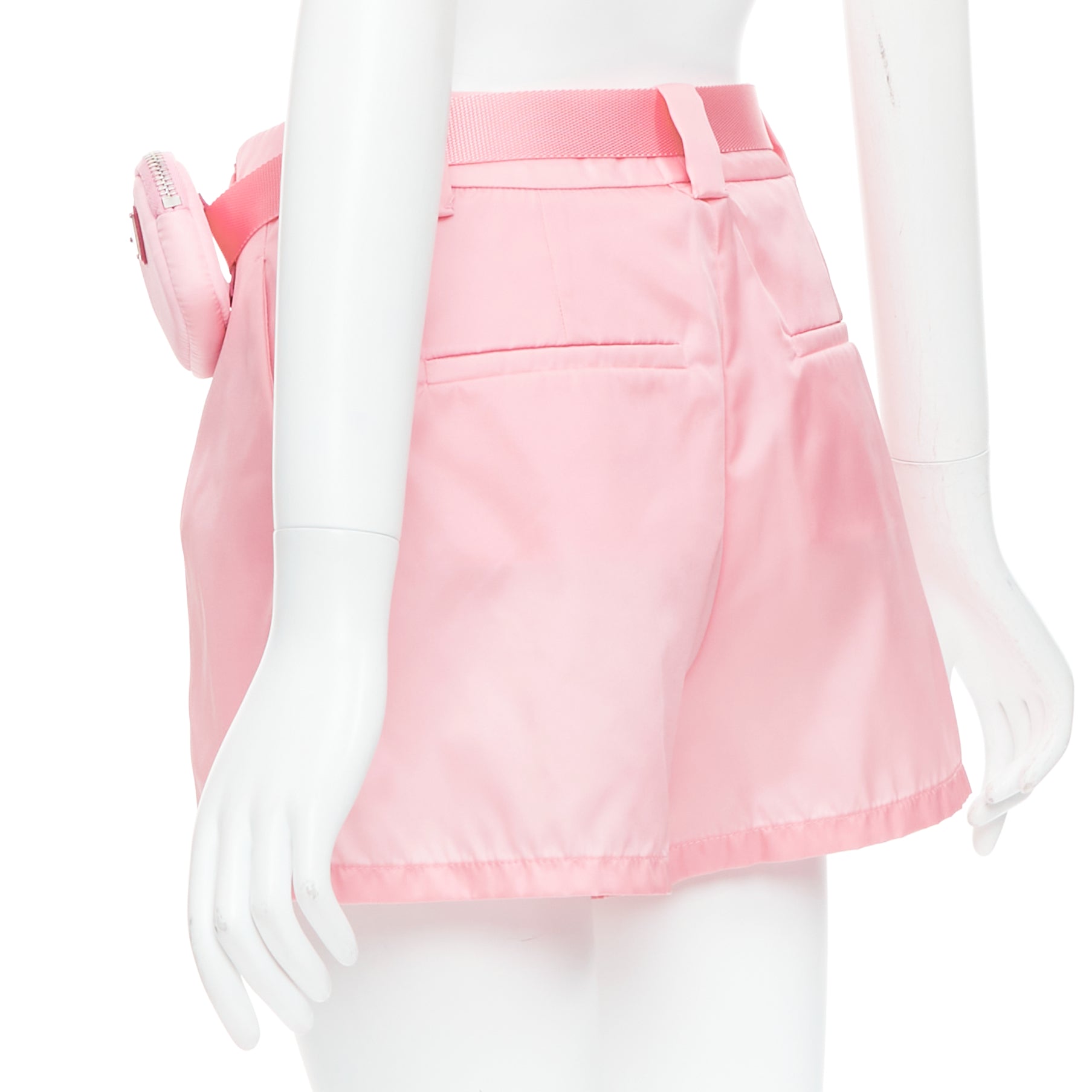 Prada Logo Pouch Shorts - Detail 1