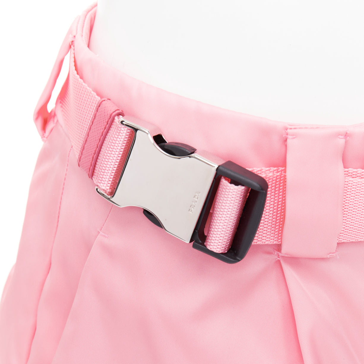 Prada Logo Pouch Shorts - Detail 2