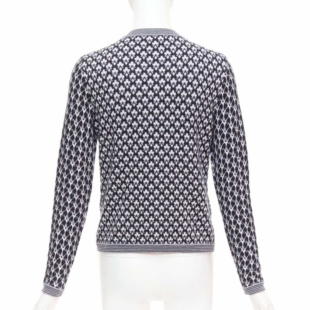 Chanel Velvet Button Cardigan - Detail 1