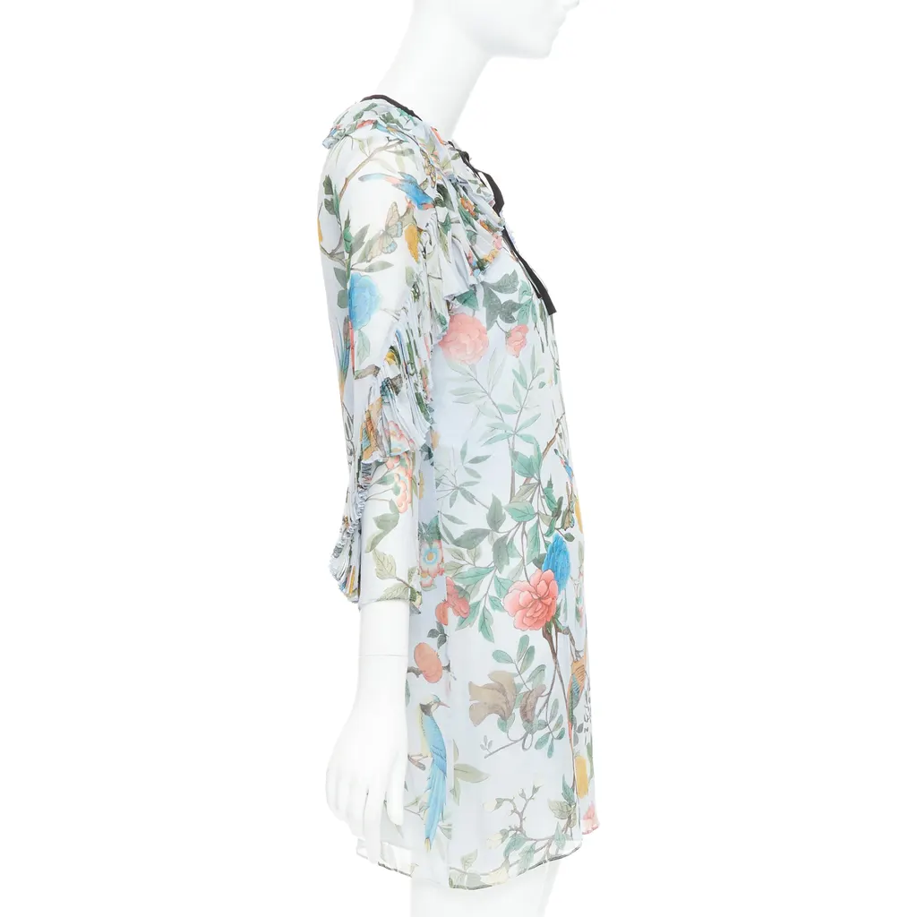 Gucci Tian Print Blue Silk Fair - Model View