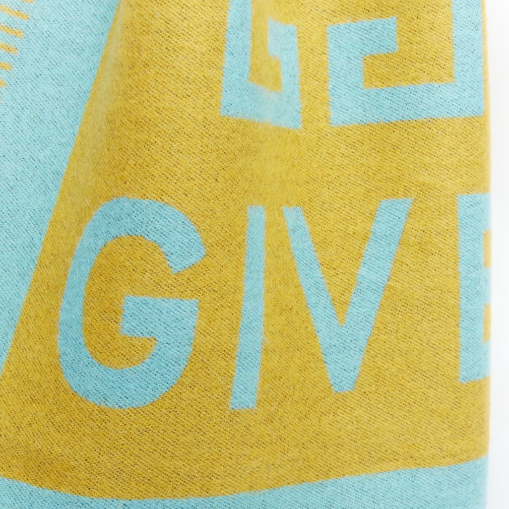 Givenchy Logo Fringe Scarf - Detail 2