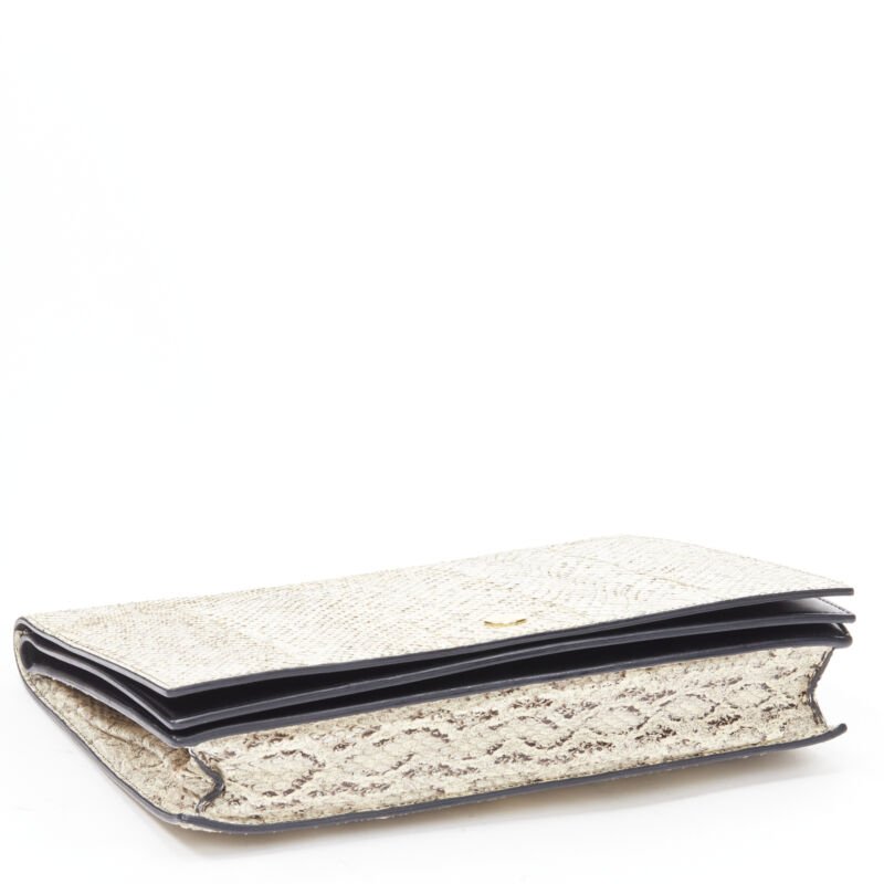 Celine Coyote Fur Duffel - Detail 1