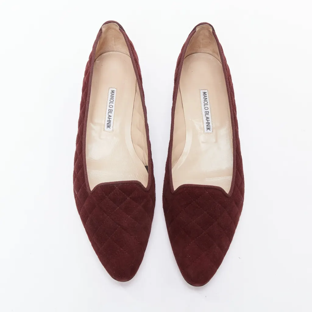 Manolo Blahnik Quilted Maryjane Heels Burgundy Suede Very good - Front View