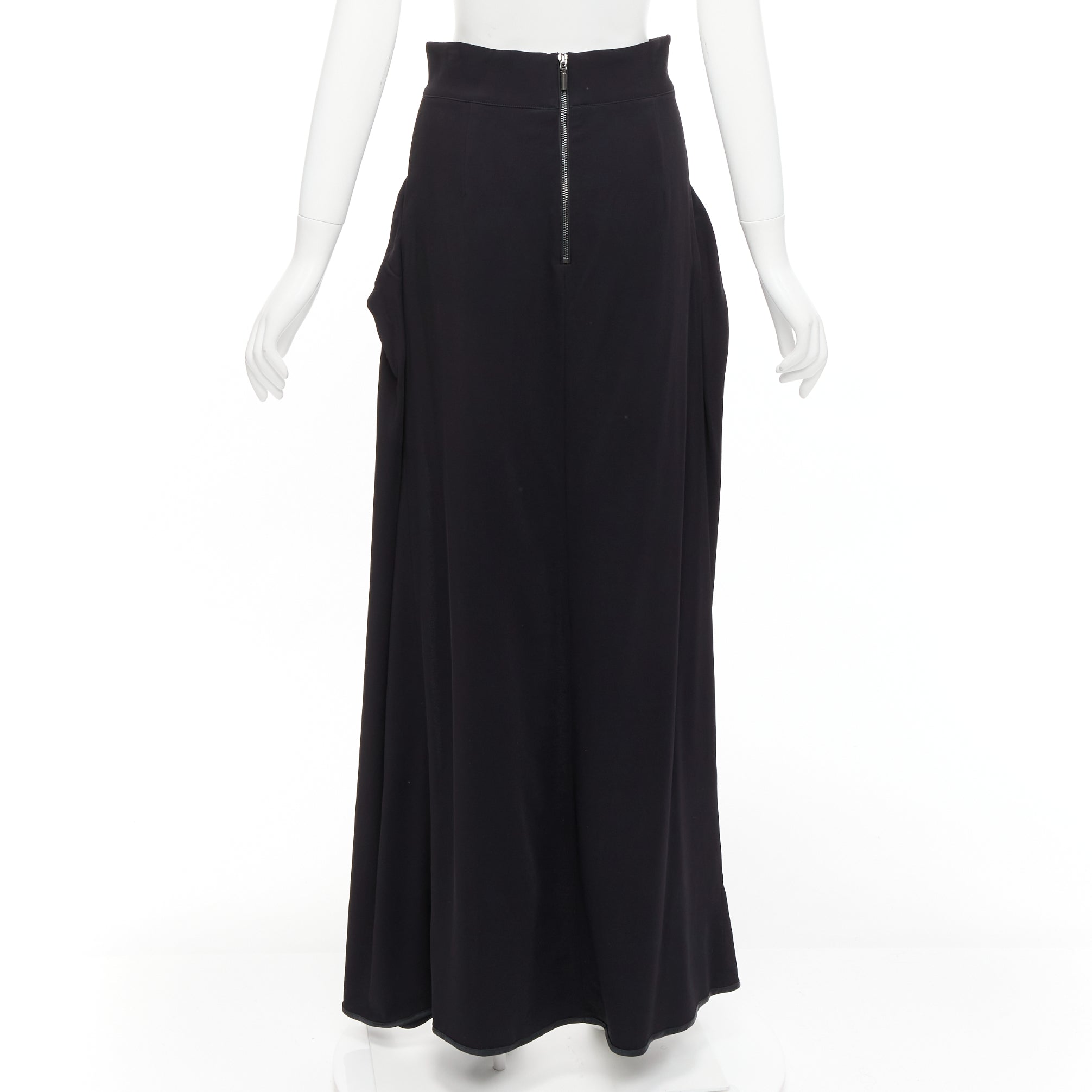 Maticevski Manner - Side view