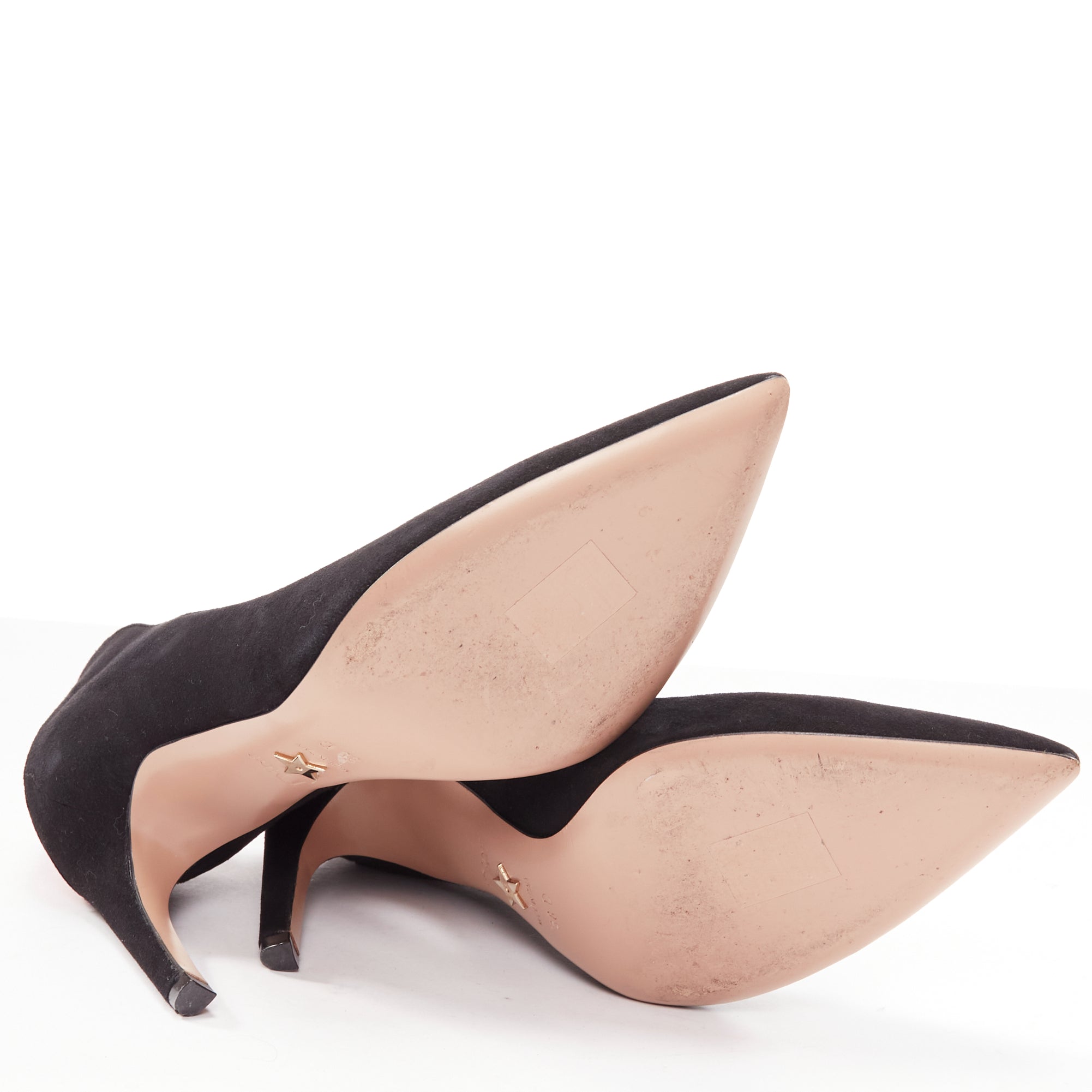 Dior Heart Curve Pumps - Image 13