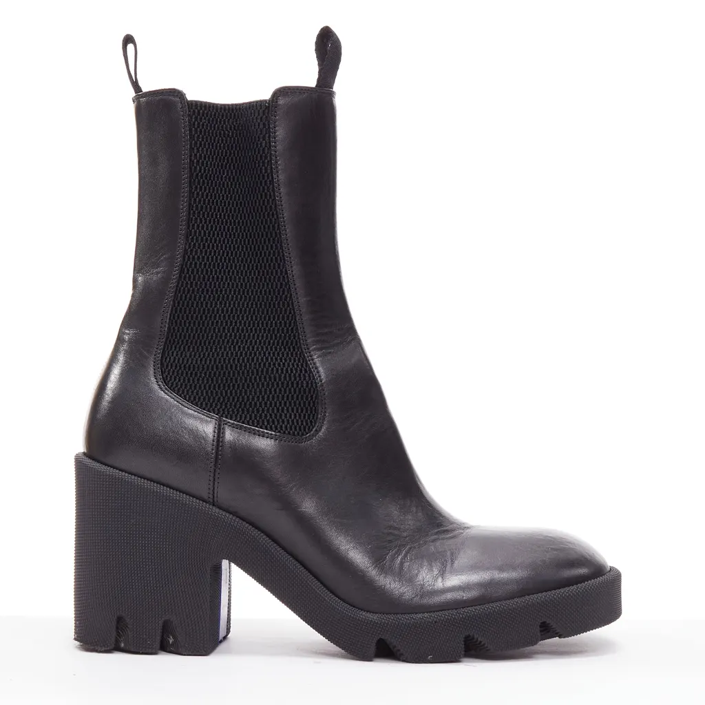 Burberry Stride 85 Black Leather Good - Front View