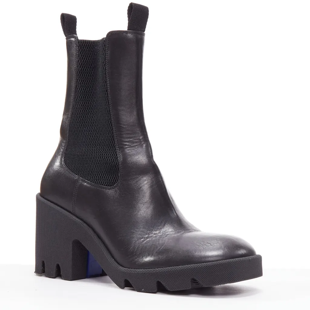Burberry Stride 85 Black Leather Good - Back View