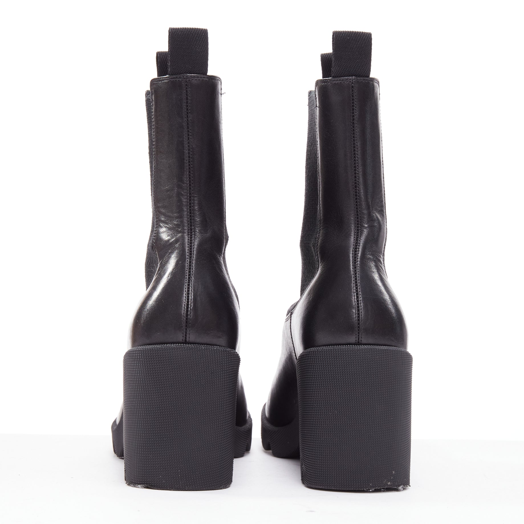 Burberry Stride 85 - Side view