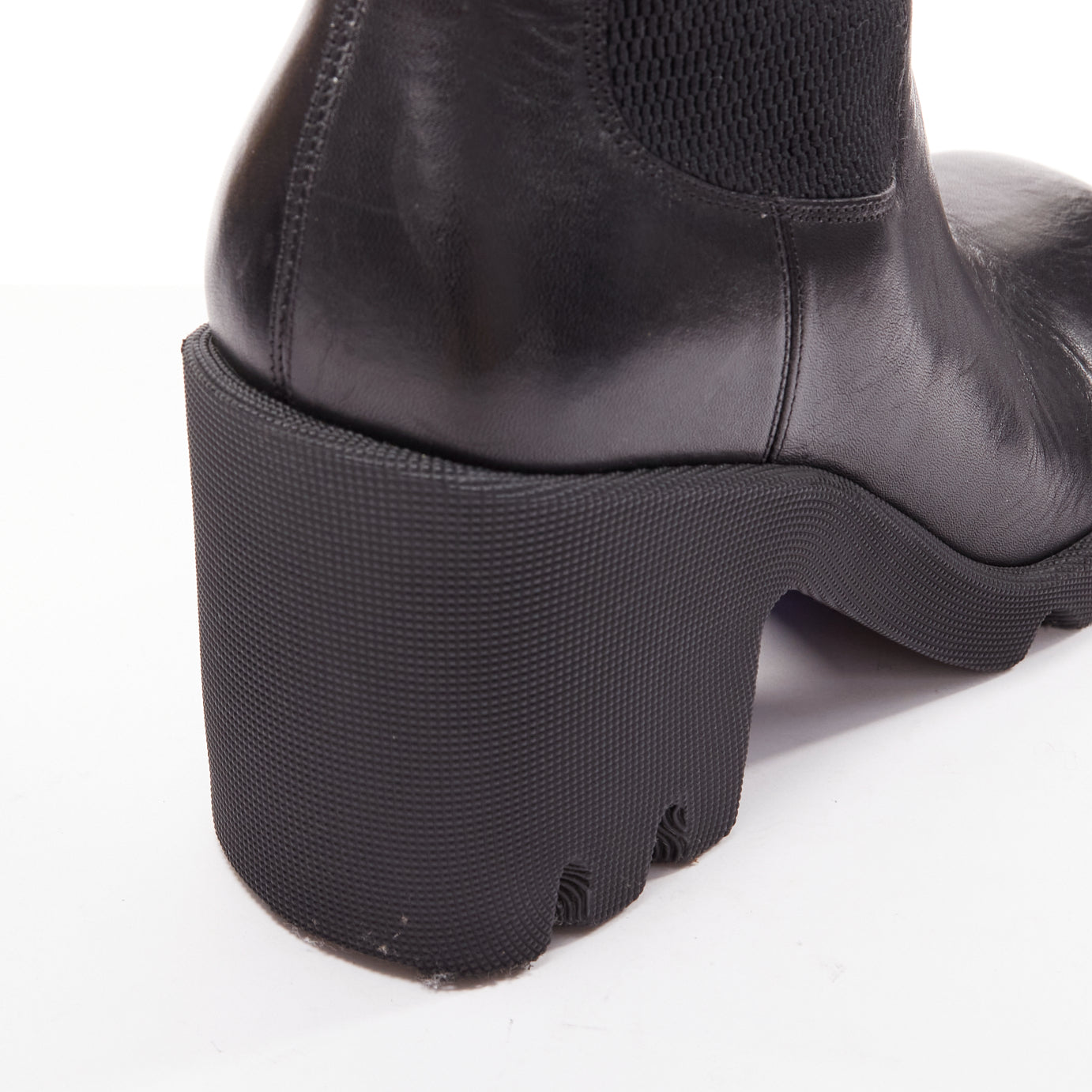 Burberry Stride 85 - Image 10