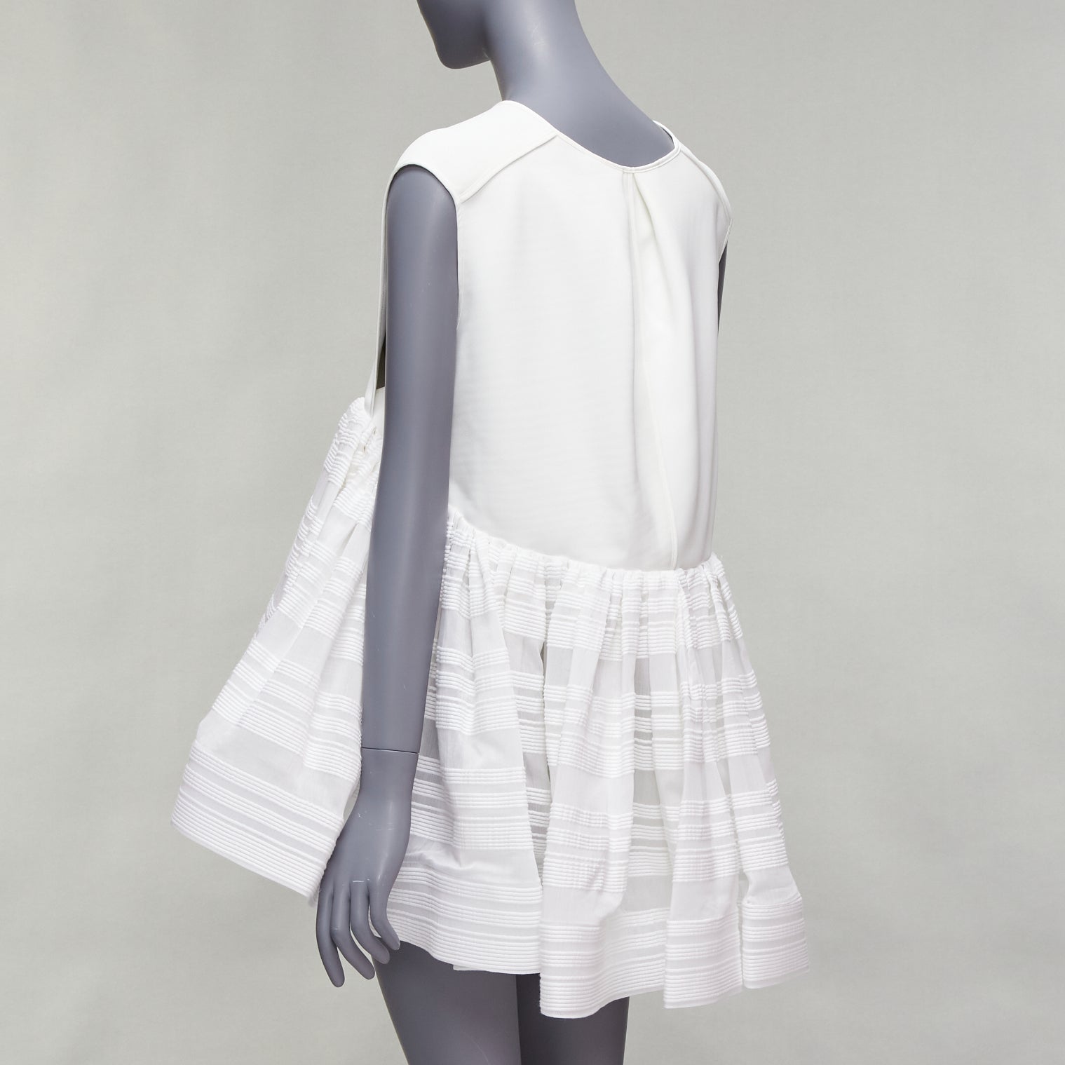 Maticevski Escapism - Side view