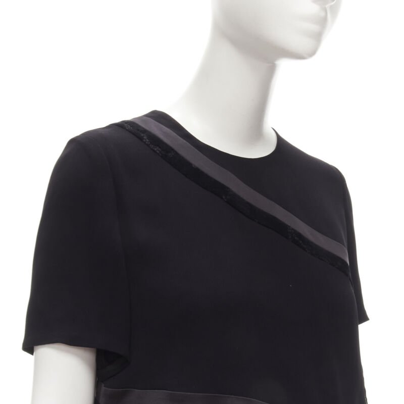 Rhie Velvet Ruffle Top - Detail 2