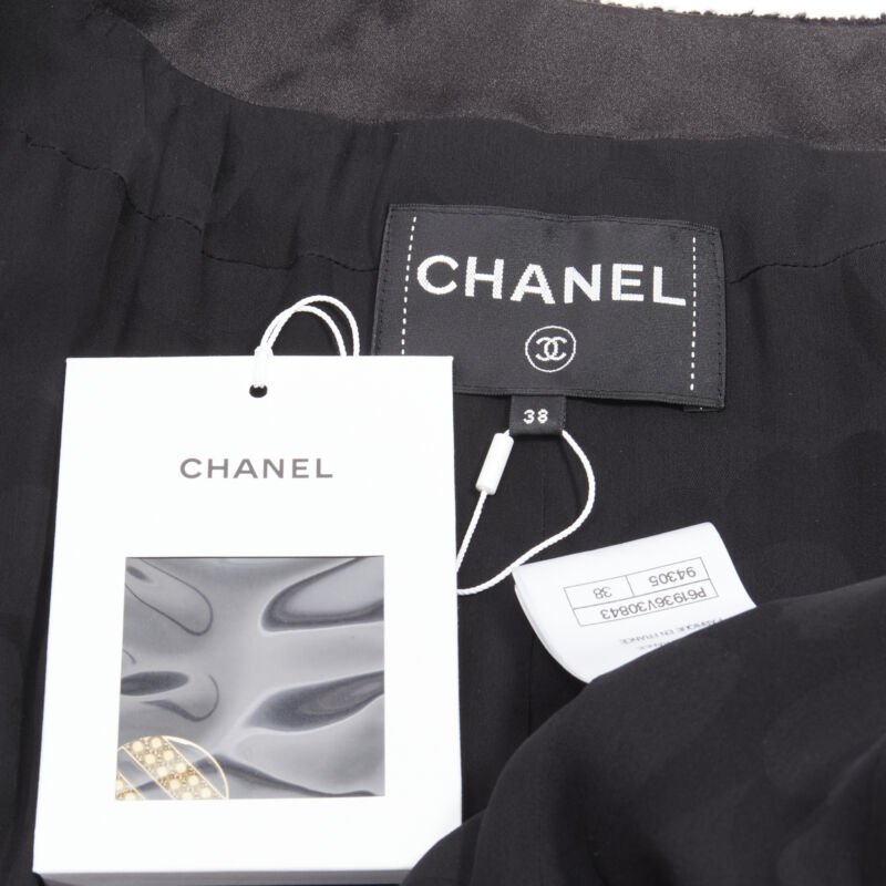 Chanel Black Boucle Cocoon Jacket - Image 12