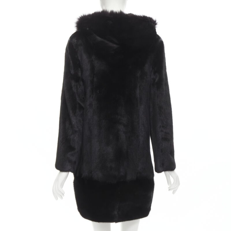 Unsigned / متعددة Black Fur Hooded Coat - Detail 1