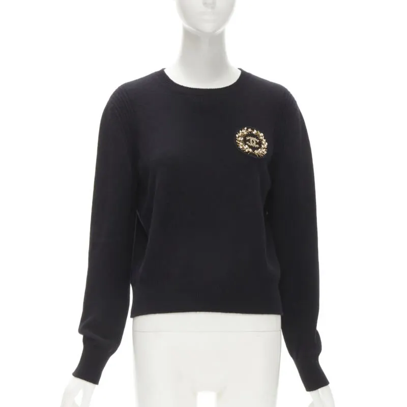 Chanel Embellished Badge Sweater Black Cashmere Never worn - Front View