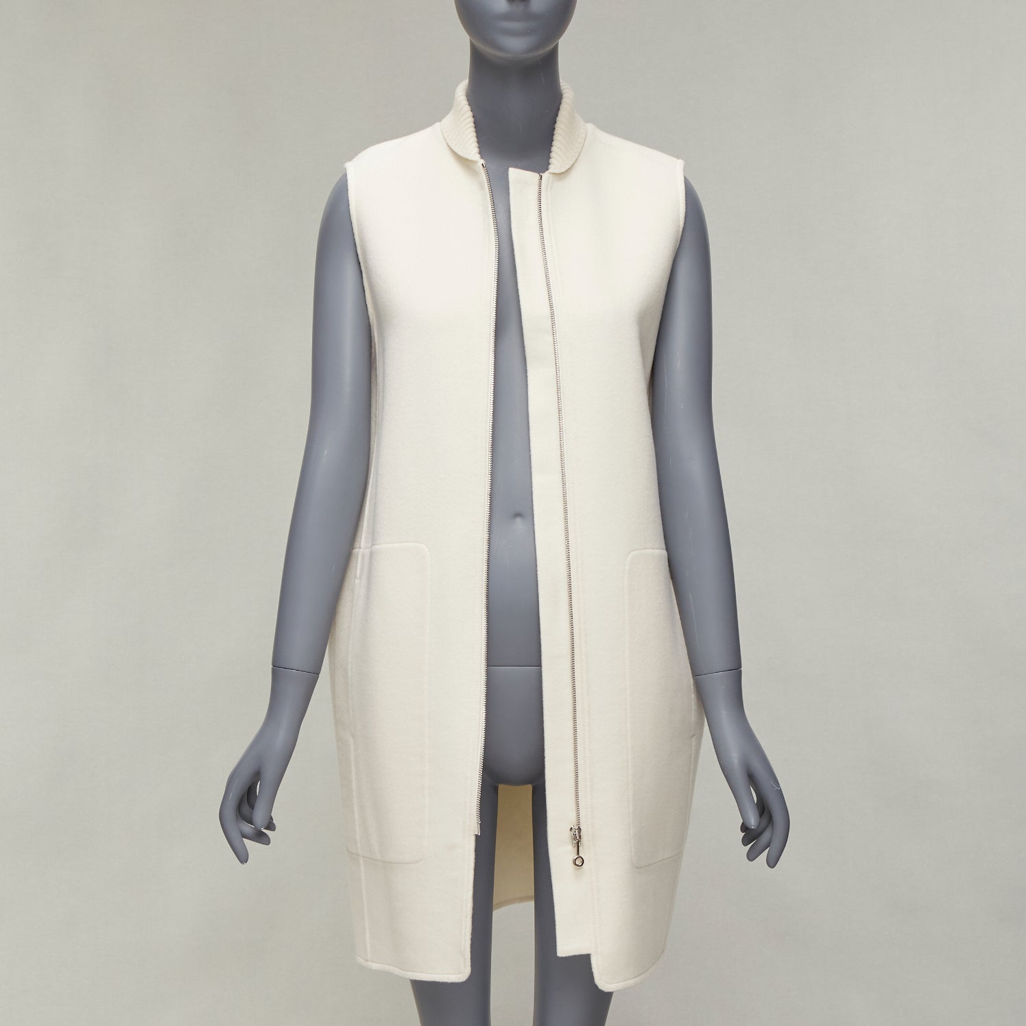 Hermès Cream Ribbed Sleeveless Coat - Image 6