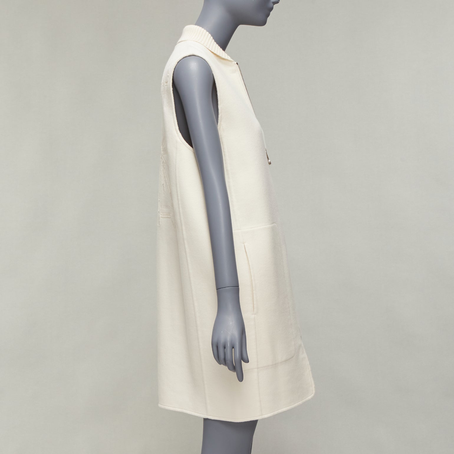 Hermès Cream Ribbed Sleeveless Coat - Side view