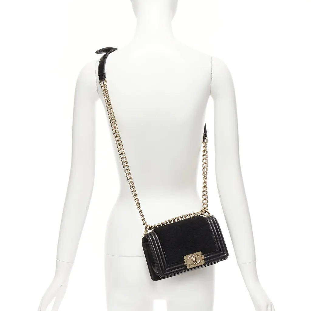 Chanel Boy Small Black Leather Very good - Back View