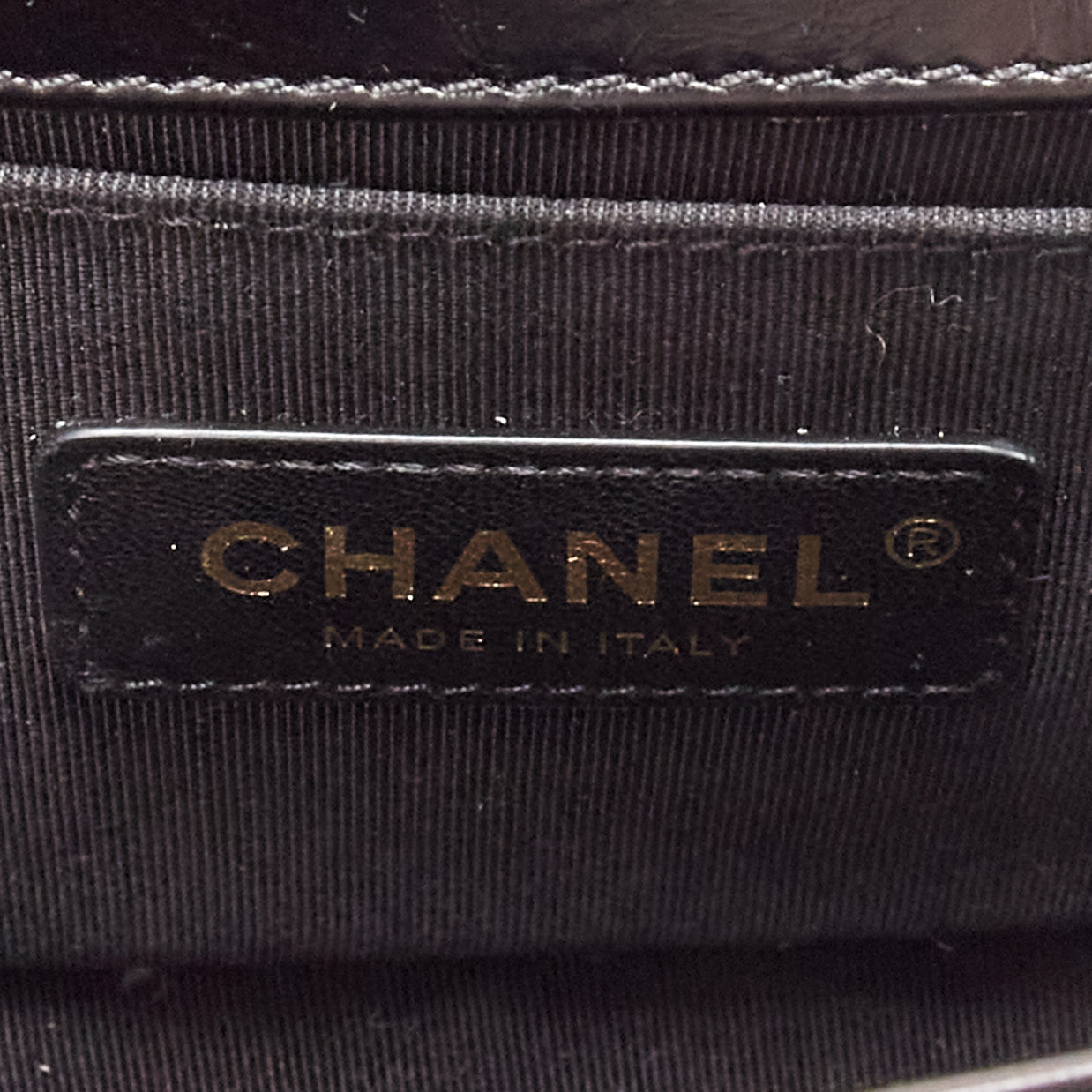 Chanel Boy Small - Image 12