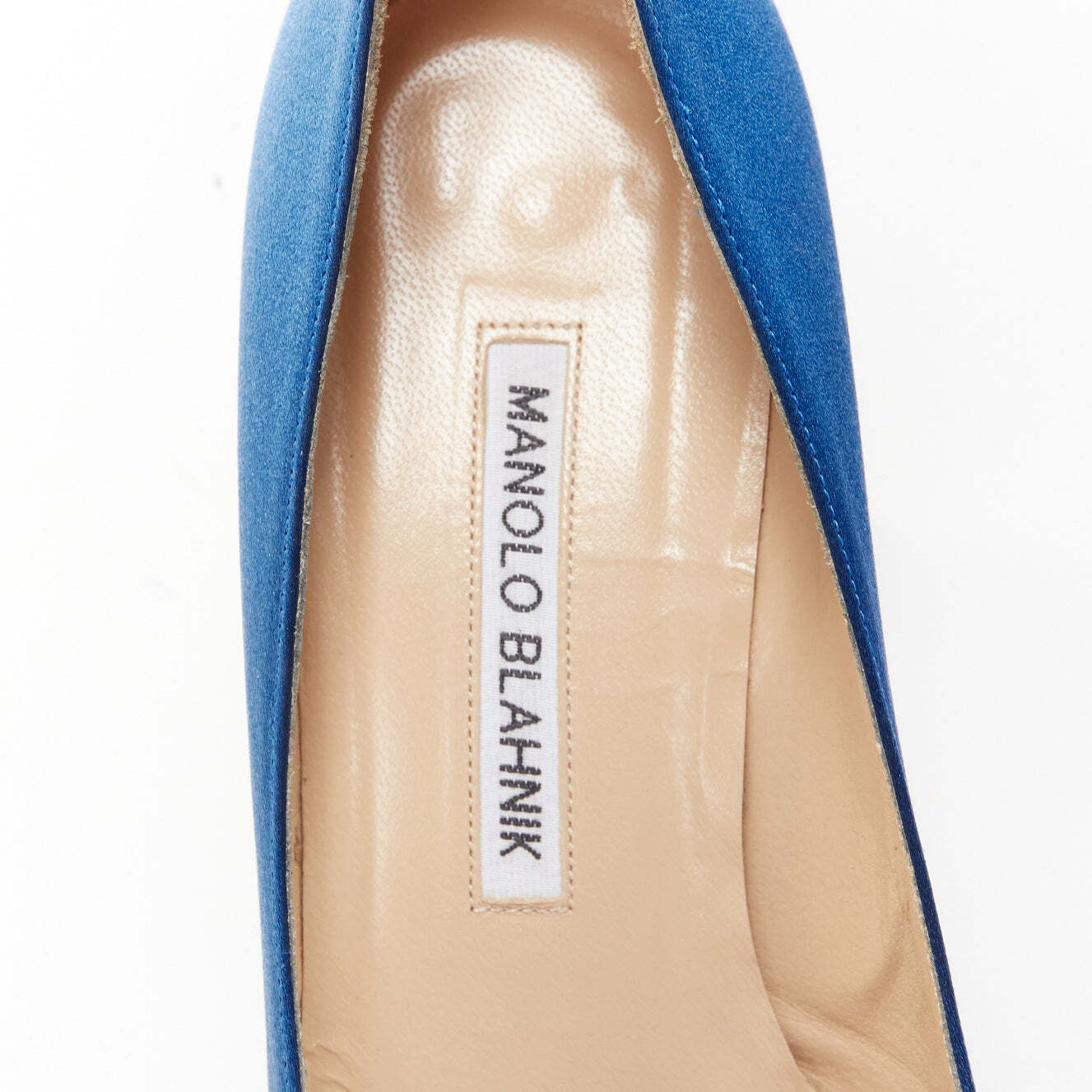 Manolo Blahnik Hangisi 50 - Image 11